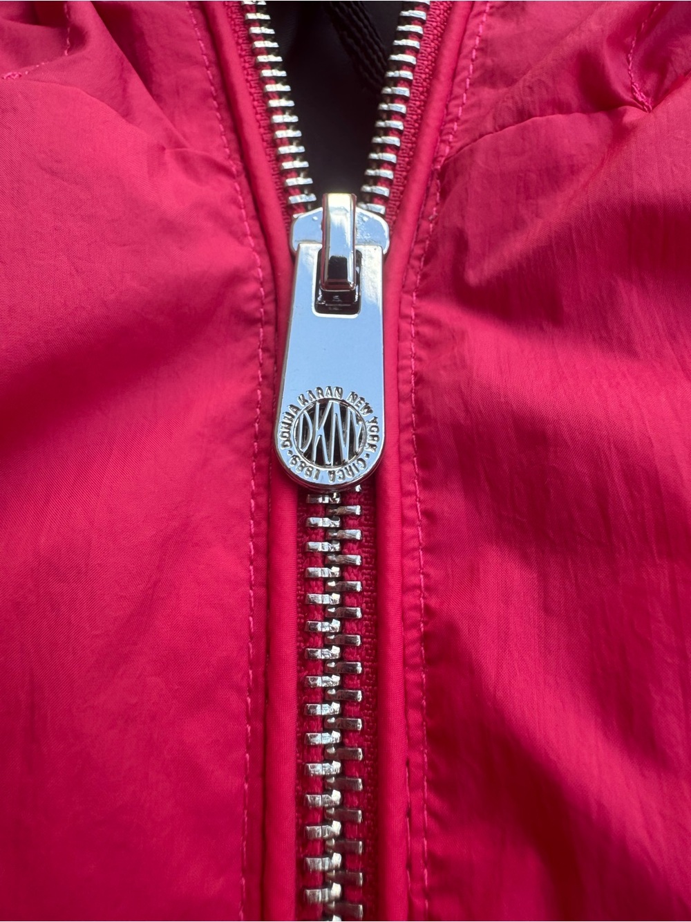 DKNY Red Lightweight Hooded Windbreaker Women’s XL - Picture 6 of 14